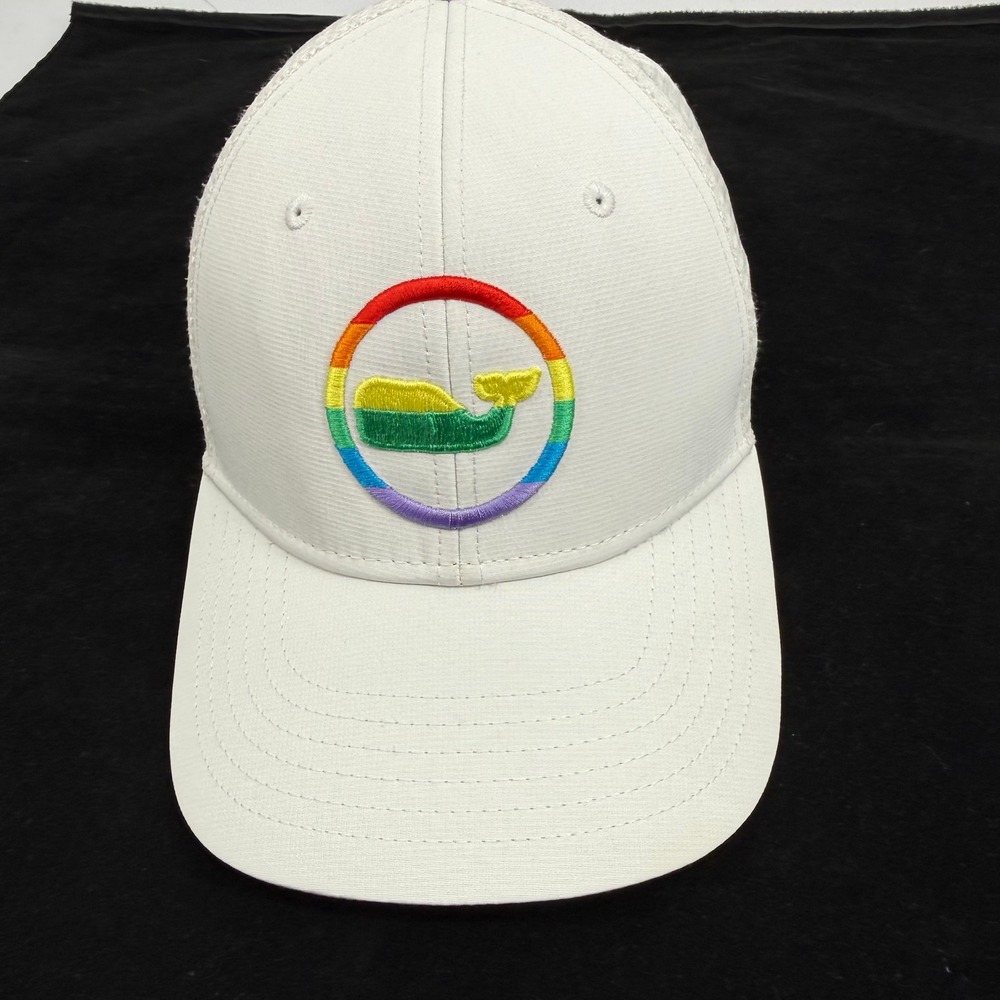 Vineyard Vines Trucker Hat Mens OSFA White Rainbow Whale Logo Snapback Mesh Cap